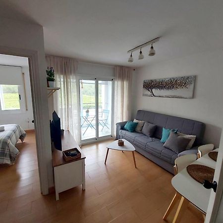 Apartamento A 300 Mts De La Playa, 25 Minutos De Port Aventura Y 50 De Barcelona كوماروغا المظهر الخارجي الصورة