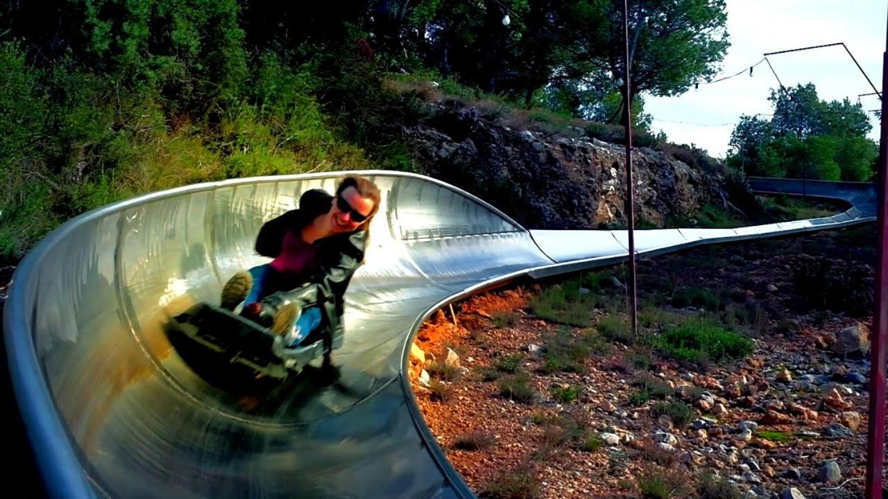 Apartamento A 300 Mts De La Playa, 25 Minutos De Port Aventura Y 50 De Barcelona كوماروغا المظهر الخارجي الصورة